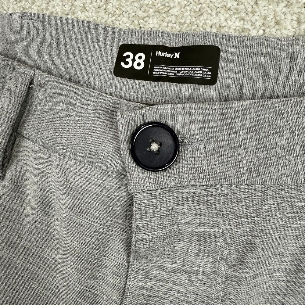 Hurley‎ Shorts Mens 38 Gray Nike Dri-Fit Reflective Logo